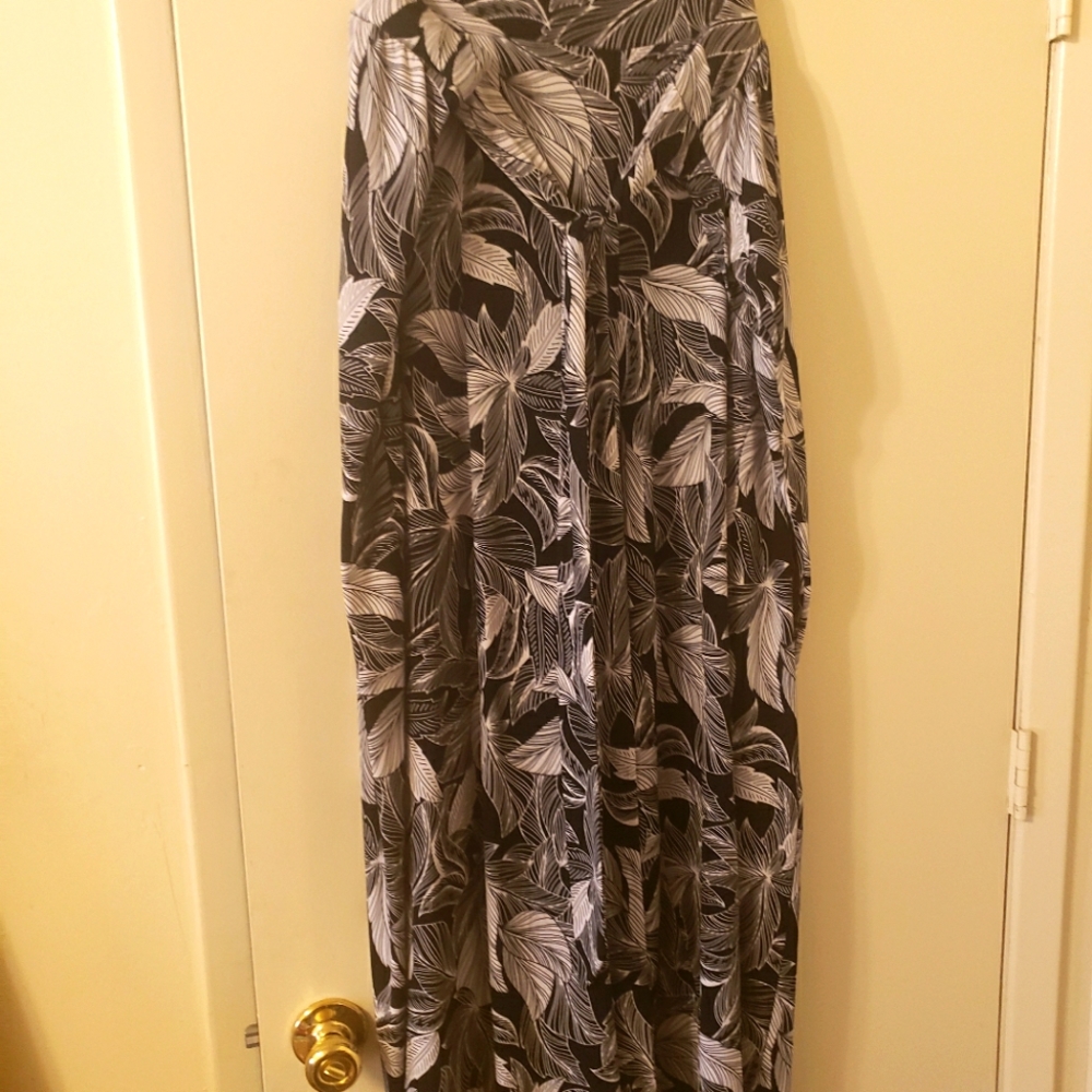 Lane Bryant Leaf Pattern Wide Leg Pants